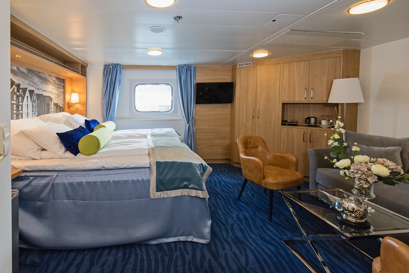 Expedition Suite | Two-bed mini suite on middle or upper deck